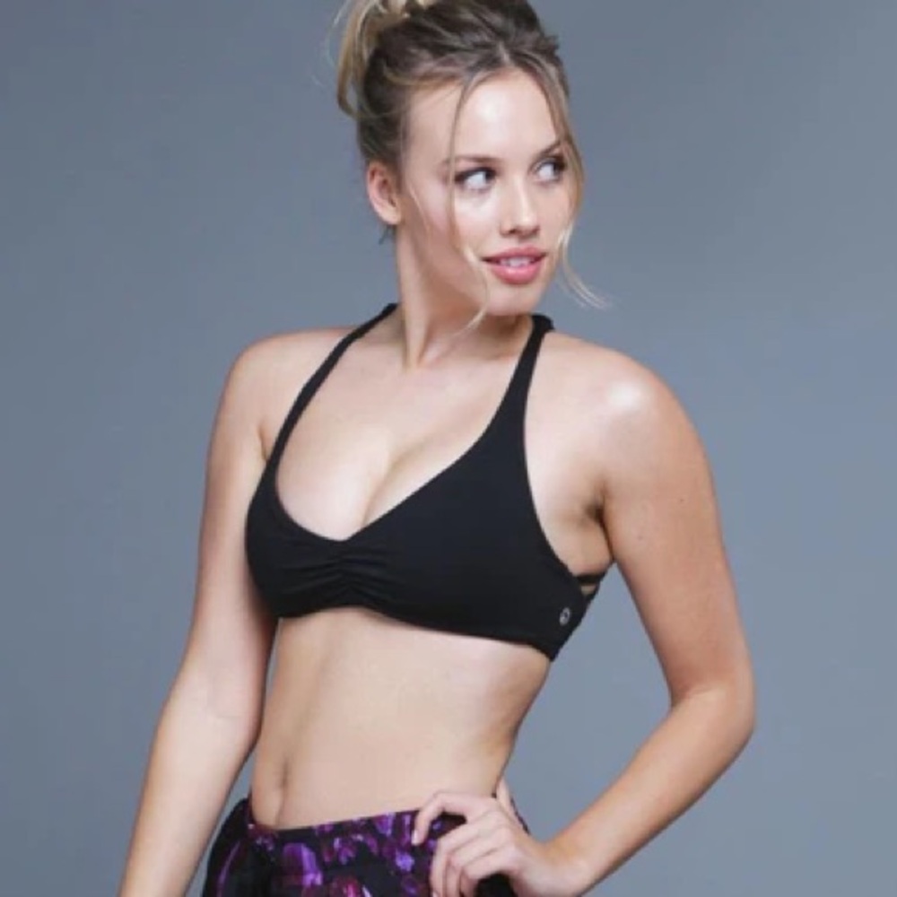 POPFLEX Active Heartstrings Sports Bra